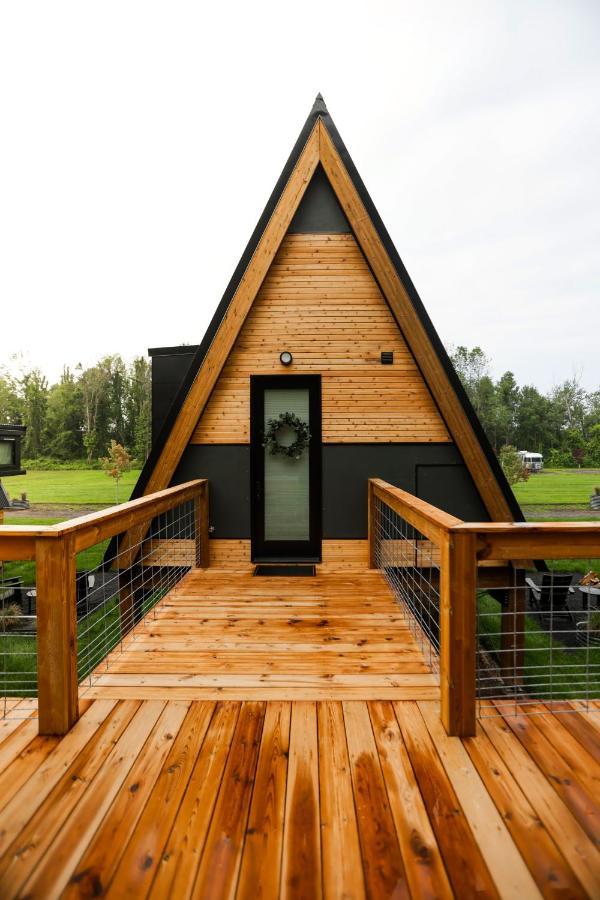 Finger Lakes Treehouse Содус Екстер'єр фото